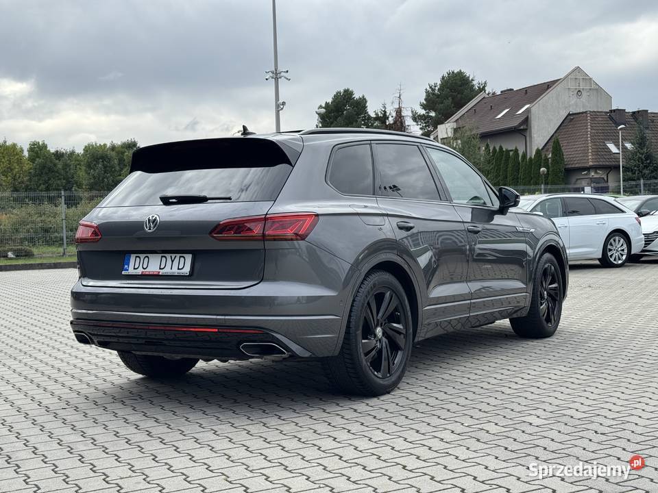 VW Touareg 40 V8 TDI RLine 4Motion Matrix