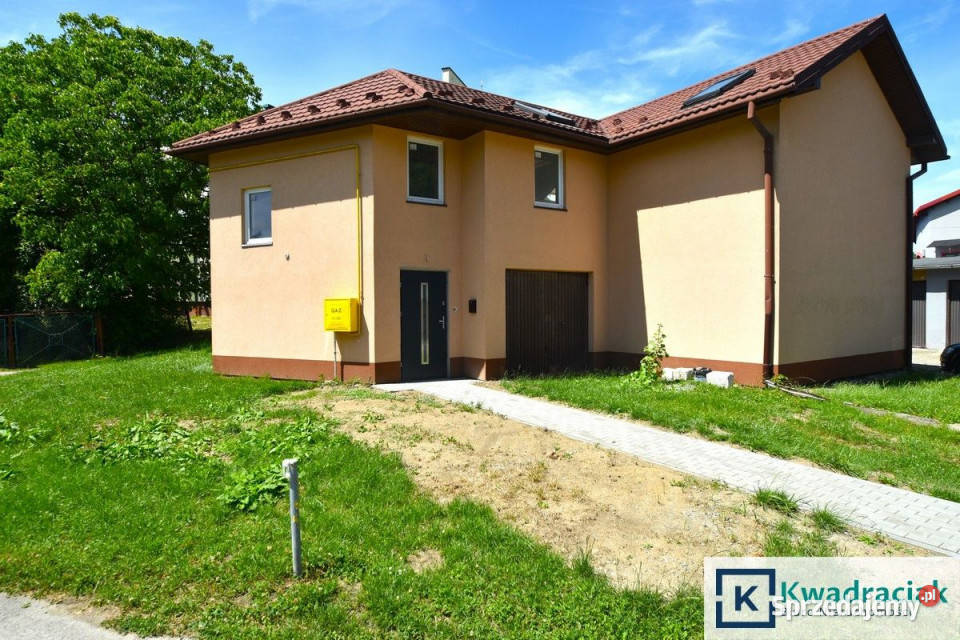 Sprzedam lokal 814m2 Sanok