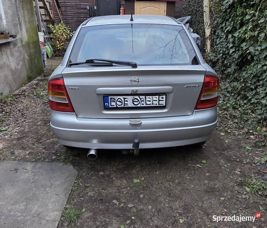 Opel Astra 16 LPG nieuszkodzony