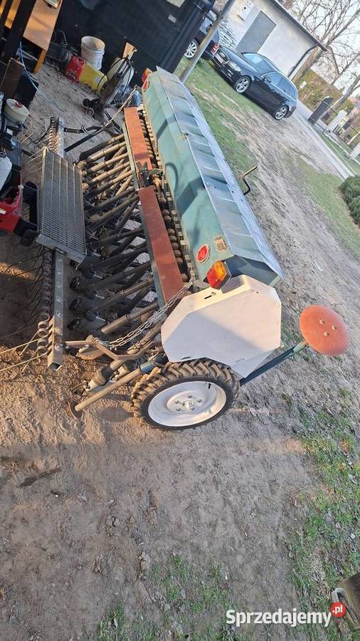 Siewnik poznaniak 27 na docisku Siewniki Czosnów
