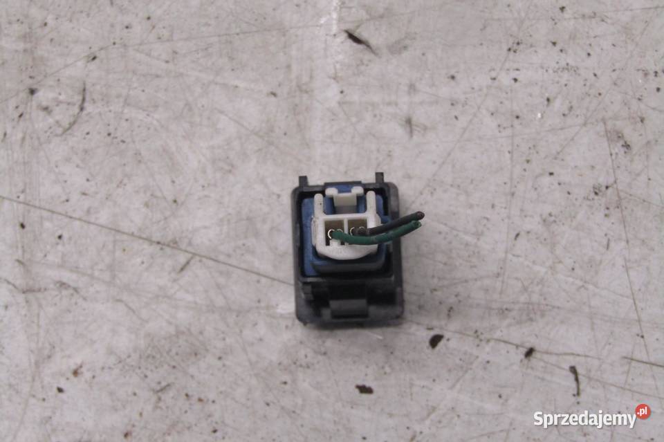 PRZYCISK PRZEŁĄCZNIK KLAPY BAGAŻNIKA MITSUBISHI