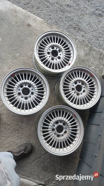 Sprzedam felgi aluminiowe BMW E36