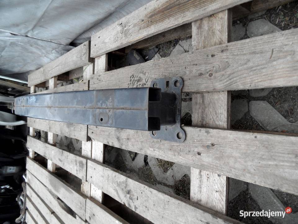 NISSAN QASHQAI I J10 09r belka zderzaka przód