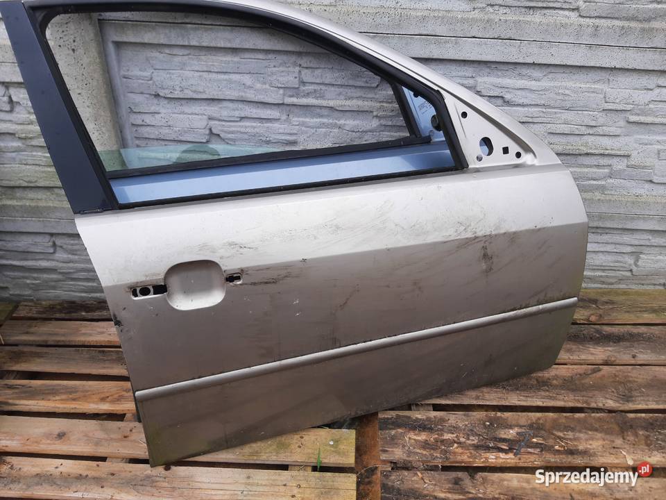Ford Mondeo MK III 3 drzwi prawe przednie prawy łódzkie Ksawerów sprzedam