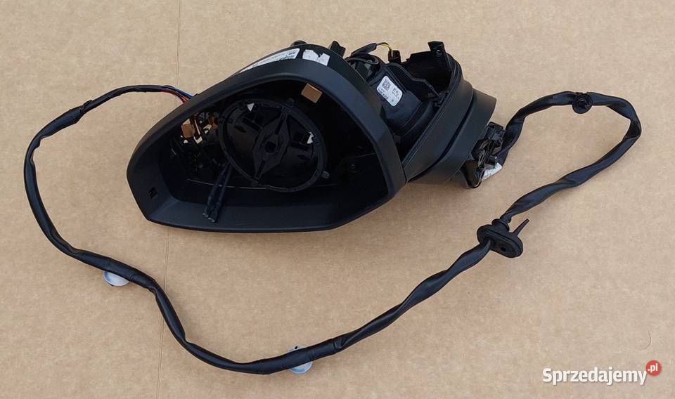 LUSTERKO PRAWE ELEKTRYCZNE AUDI A4 B9 8W1857409A Mielęcin