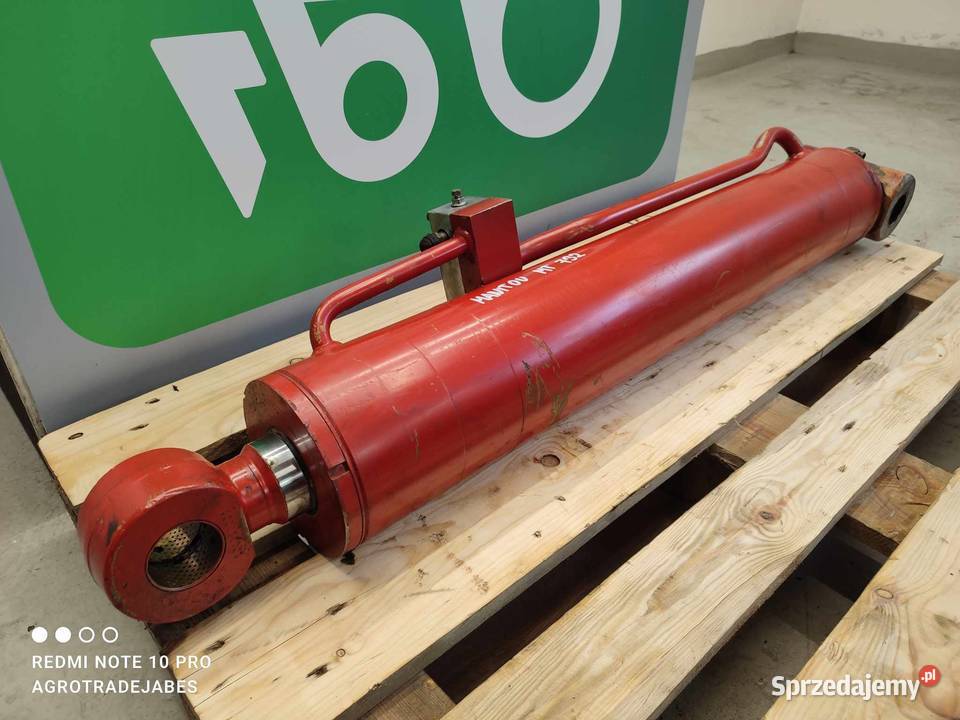 Siłownik poziomowania Manitou MT732 wielkopolskie Wilkowo sprzedam