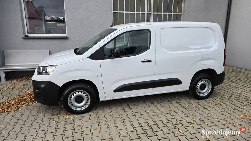 Fiat Doblo 12 B przebieg 16 43 000 PLN netto opolskie Nowy Świętów
