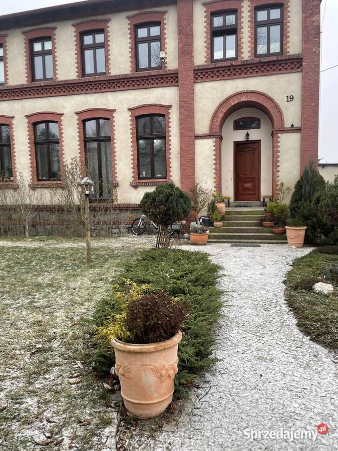 Na sprzedaż 12 zabytkowejpięknej kamienicy internet