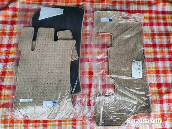 Oryginalne dywaniki welurowe Mercedes W251 Bolewice