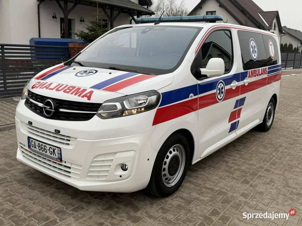 ambulansy Opel Vivaro Opel Vivaro 20CDTI 177 elektryczne szyby Specjalne Gostyń