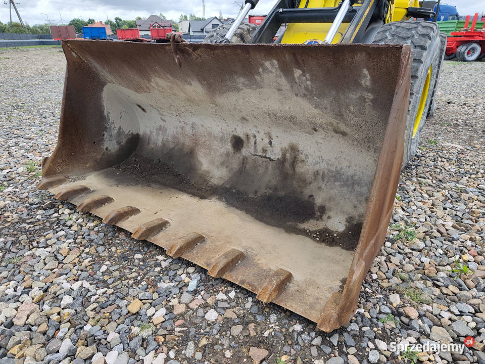 Ładowarka kołowa KOMATSU WA2501 130 1987r Pozostałe łódzkie Twardosławice sprzedam
