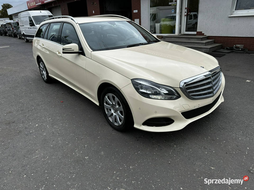 Mercedes E 260 E200 CDI Bluetec 7Gtronie 2015 wspomaganie kierownicy Motoryzacja Syców