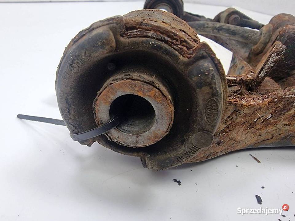 WAHACZ PRZÓD PRAWY LAND ROVER DISCOVERY 3 osobowe kujawsko-pomorskie Lipno