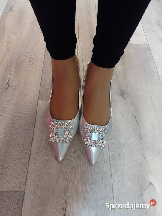 42 Srebrne bogato zdobione czółenka wieczorowe z Kraków sprzedam