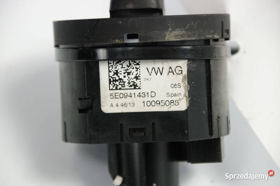 WŁĄCZNIK ŚWIATEŁ SKODA OCTAVIA III 5E0941431D Lipno