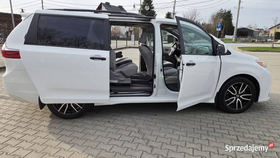 Toyota Sienna Super Stan Automat Gdów