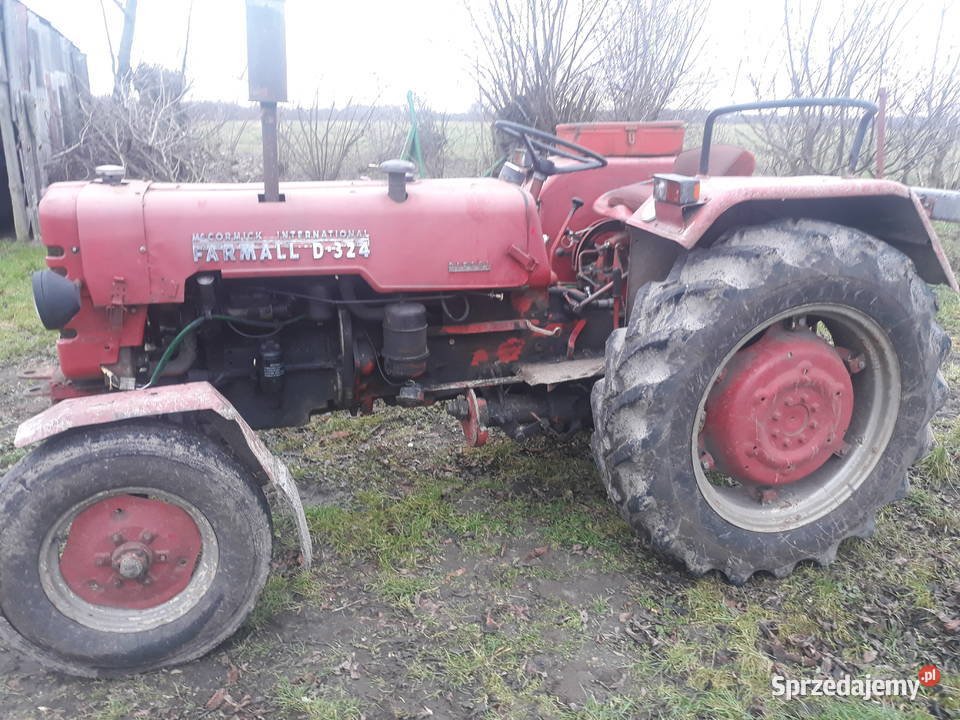Traktor mccornic farmal d324silnik 3p Wąbrzeźno