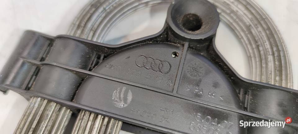 CHŁODNICA PALIWA AUDI A4 B8 A5 27 30 8K0203572A osobowe Przystajń