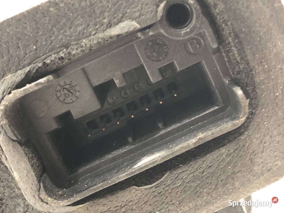 ZAMEK DRZWI PRAWY PRZÓD VW GOLF VI Hatchback sprzedam