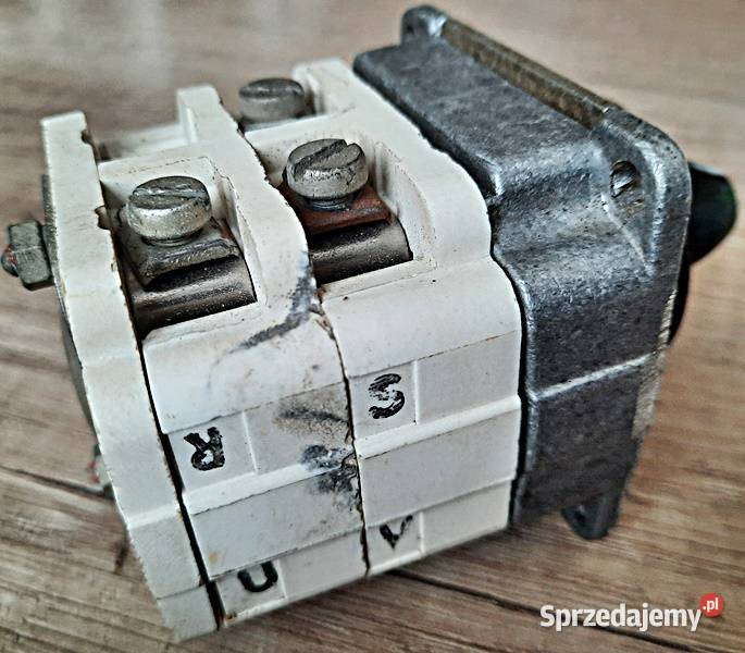 Włącznik wyłącznik tablicowy Łuk 25 25 A 250500 wielkopolskie Ostrów Wielkopolski sprzedam