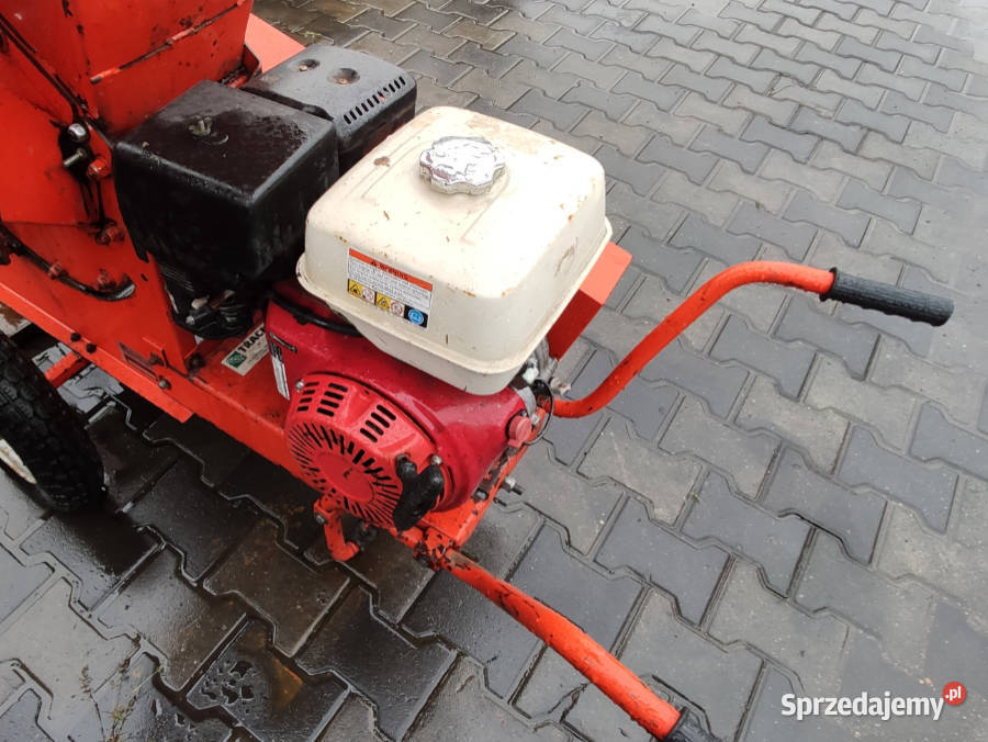 Camon C150 rozdrabniacz rębak spalinowy