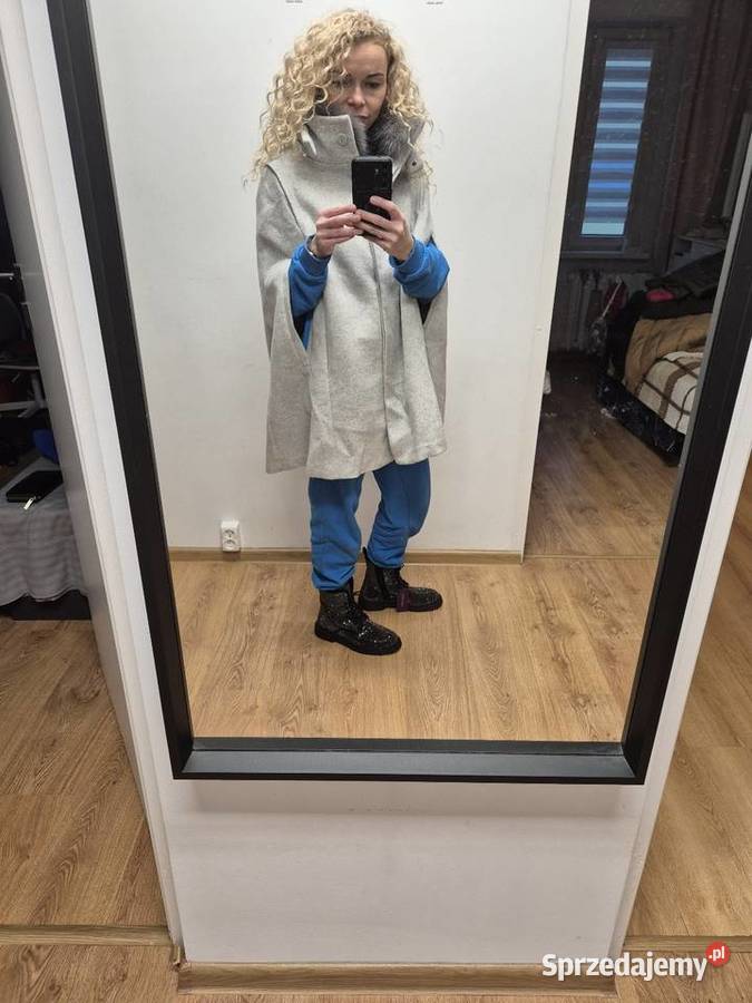 Stylowy płaszcz VERO MODA z futerkiem oversize łódzkie Koluszki