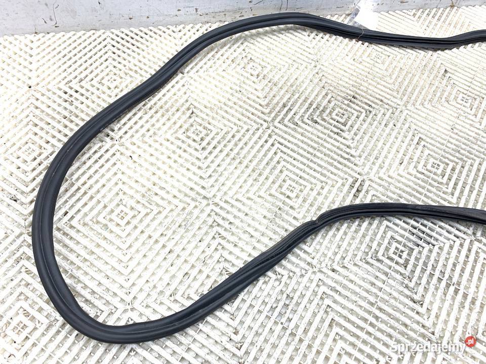 USZCZELKA KLAPY BAGAŻNIKA SKODA KODIAQ SUV