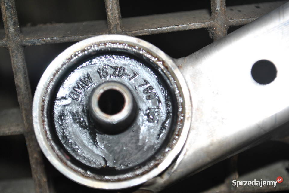 Podpora tłumika skrzyni biegów BMW E65 730D 740D Poręba