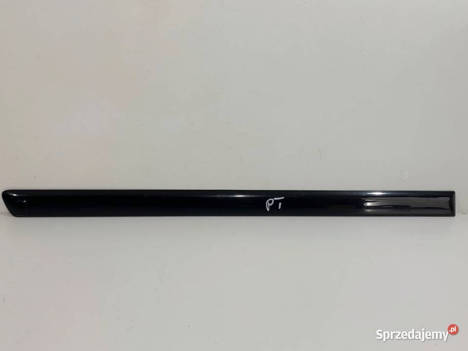 LISTWA DRZWI PRAWY TYŁ AUDI A4 B7 Kombi 0408