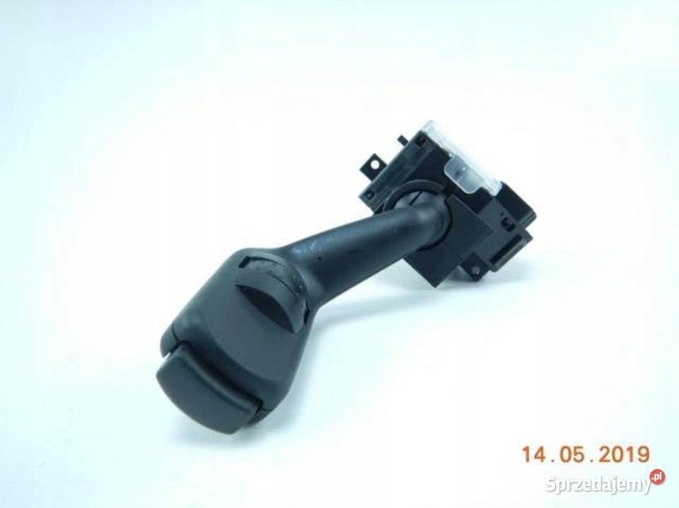 PRZEŁĄCZNIK LEWY WYCIERACZEK FORD FOCUS 0408 Panele sterowania, przełączniki