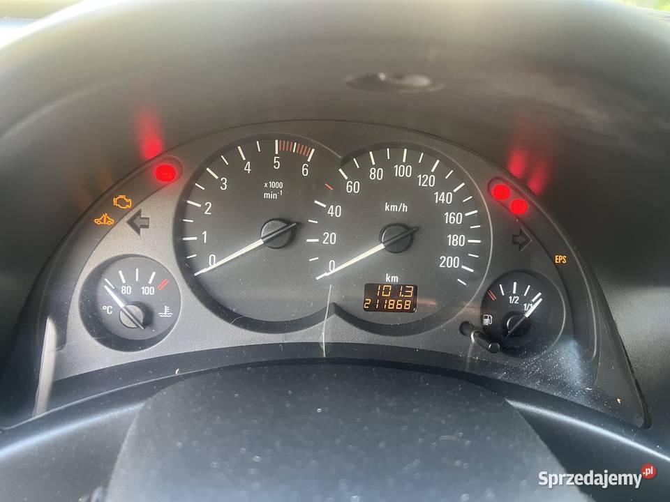 Opel Combo z przebiegiem 210 Opel Warszawa