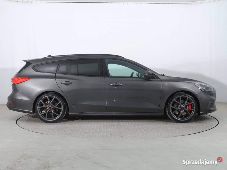 Ford Focus 23 EcoBoost ST relingi dachowe Focus Piaseczno