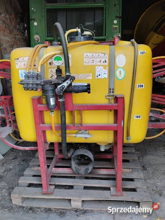 Sprzedam opryskiwacz pilmet 310