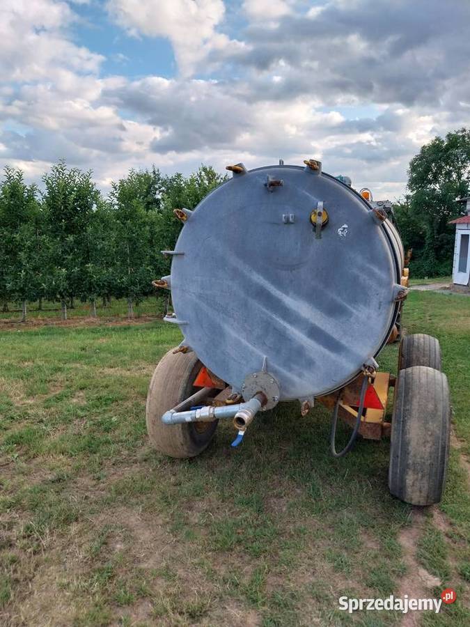 Veenhuis beczkowóz 4000L tandem Majdan Moniacki