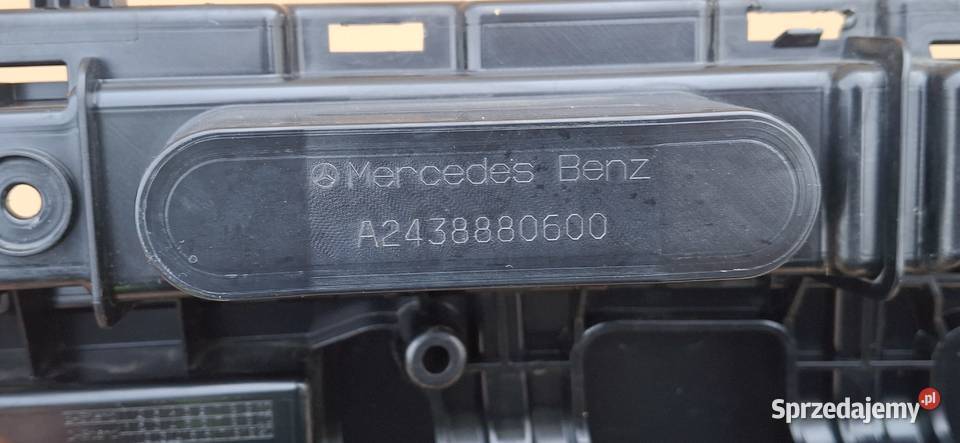 MERCEDES EQA EQB W243 Z243 GRILL ATRAPA Atrapy Bieleń