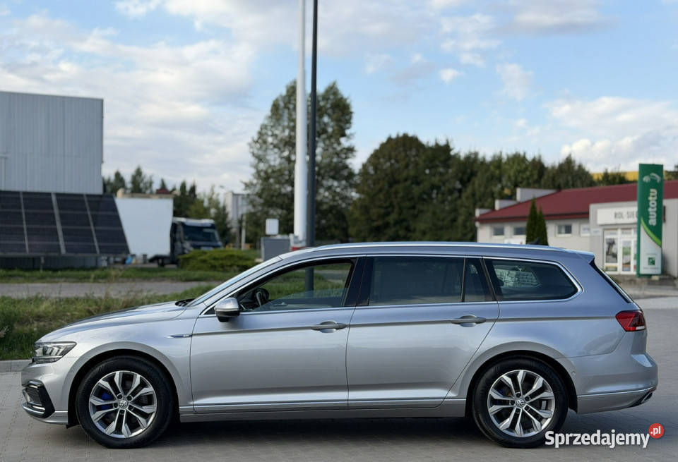 Volkswagen Passat GTE 14 156 Hybryda PLUGIN Full elektrycznie ustawiane fotele Mrągowo sprzedam