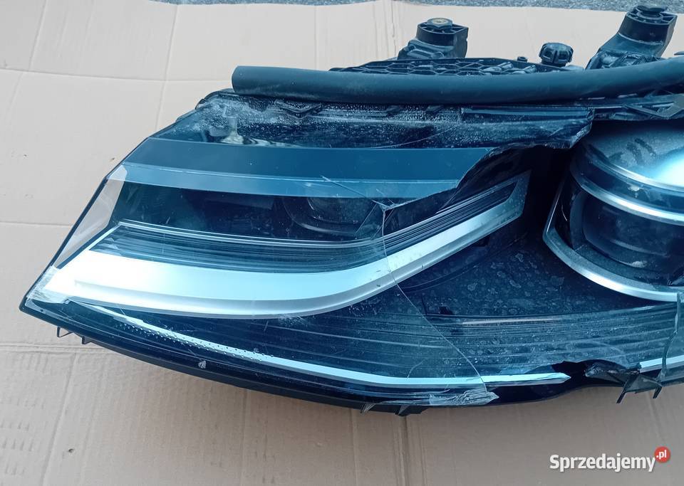 VW T7 IQ Light reflektor lampa lewy przód Przeźmierowo