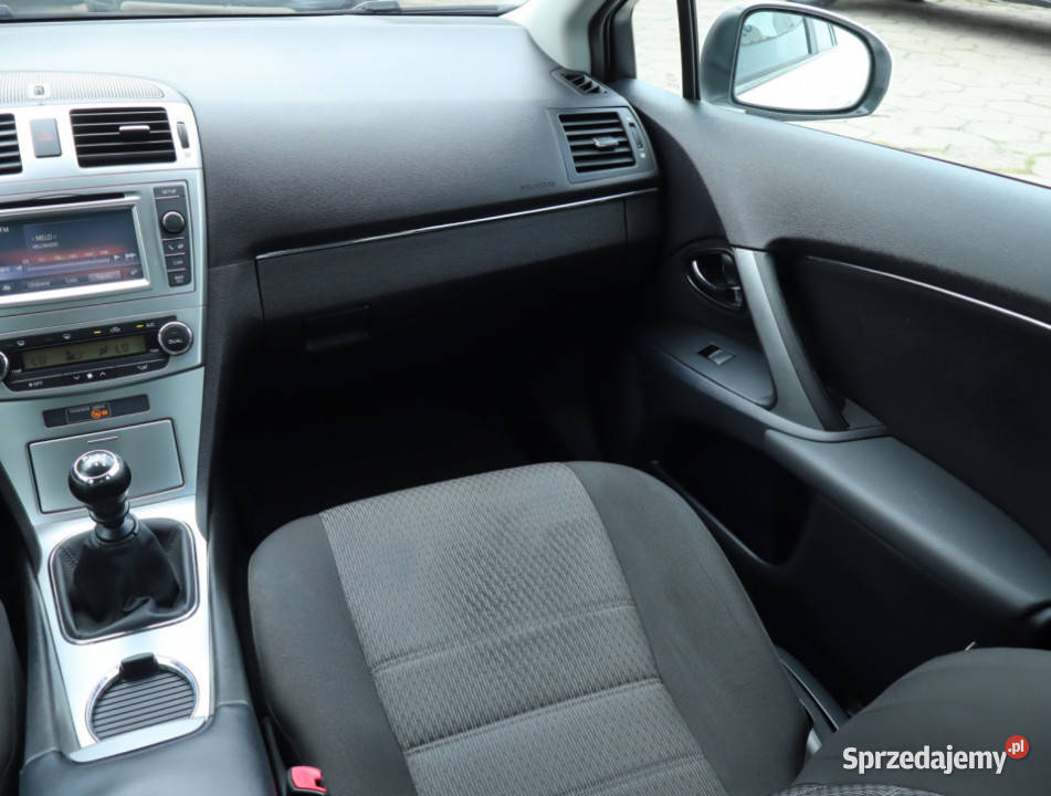 Toyota Avensis 20 D4D światła do jazdy dziennej Avensis łódzkie