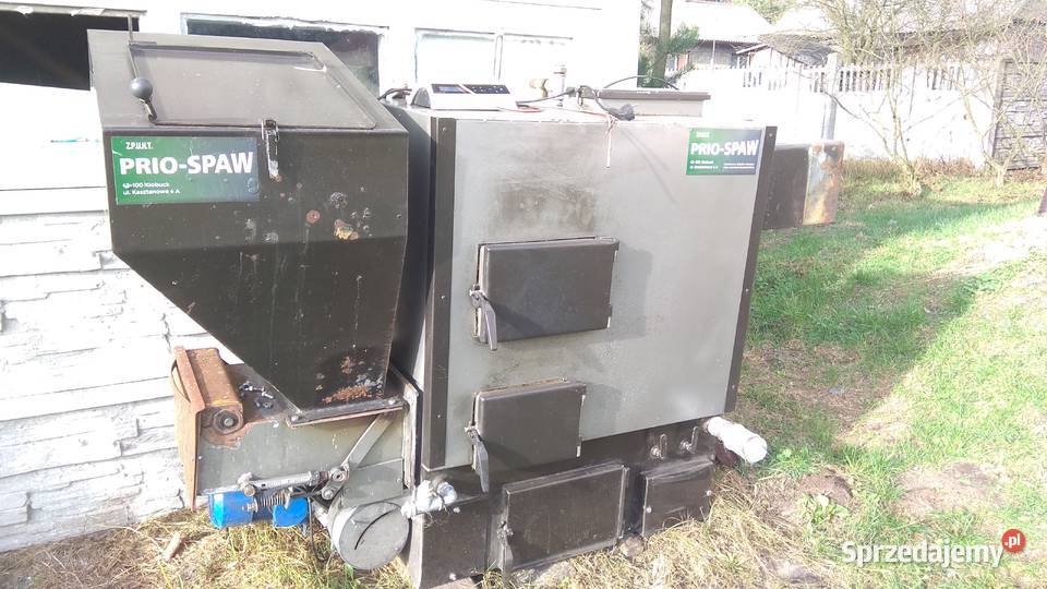 Piec z podajnikiem tłokowym 22 KW sprzedam