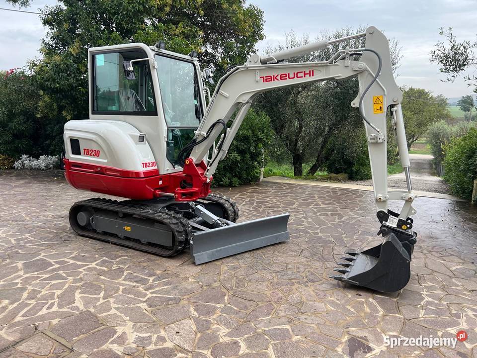 Minikoparka Takeuchi TB230 Rok produkcji 2024 Koparki