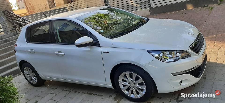 Peugeot 308 12 PureTech nieuszkodzony sprzedam