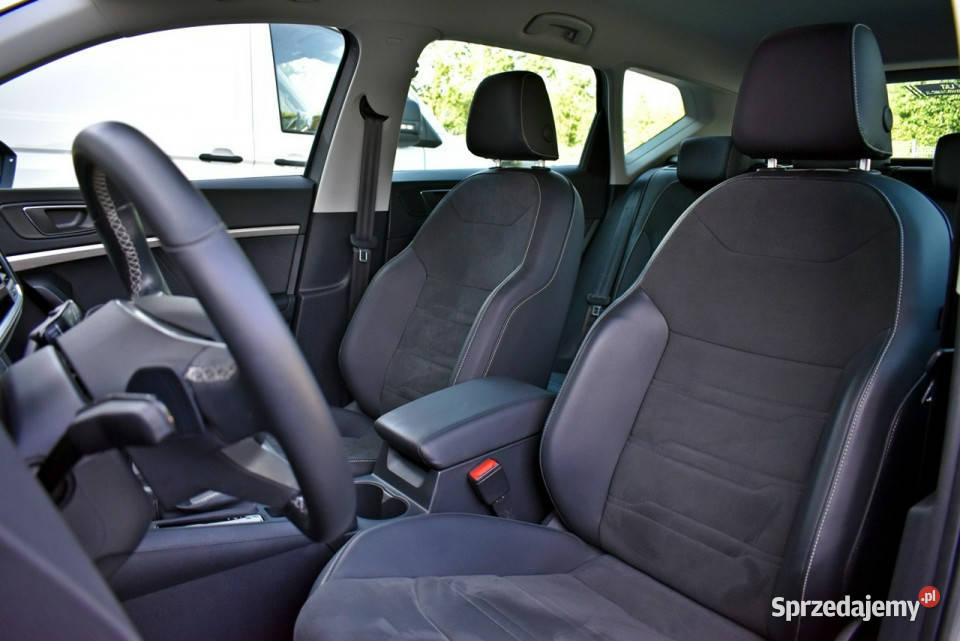Seat Ateca Bezwypadkowy Salon Polska Serwis ASO pełny VAT Łódź sprzedam