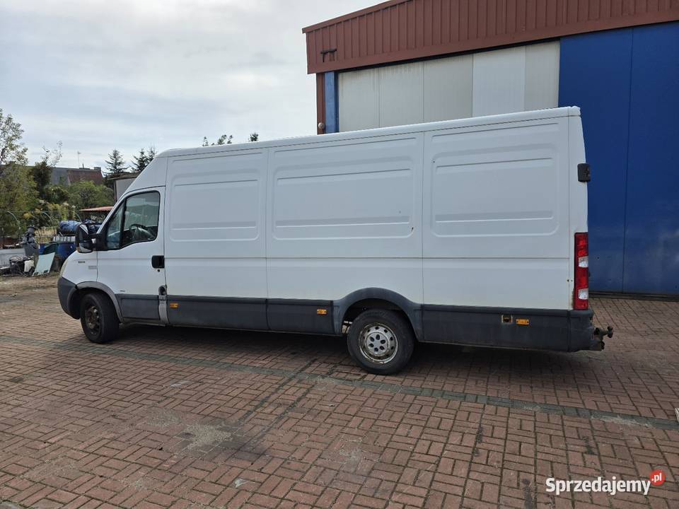 Iveco Daily 23 35S14 nieuszkodzony
