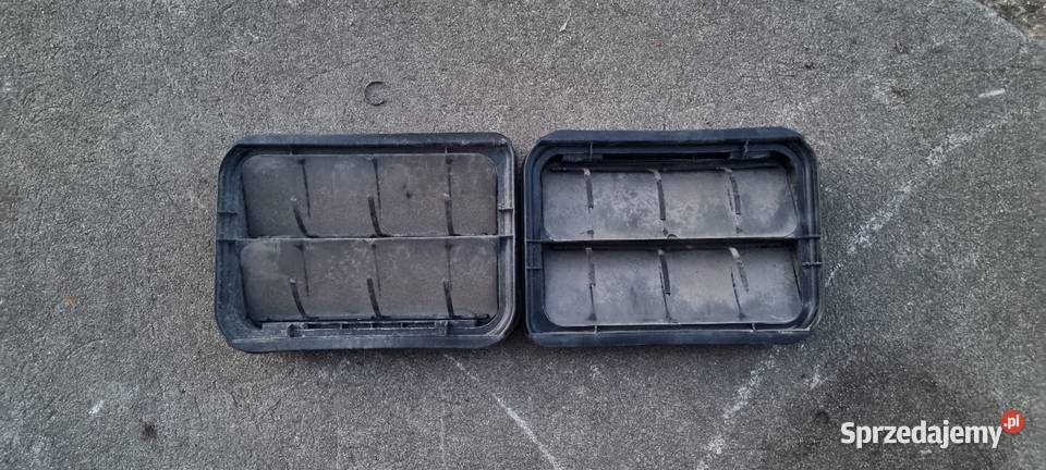 Kratka wentylacyjna wlot powietrza bagażnika Łask