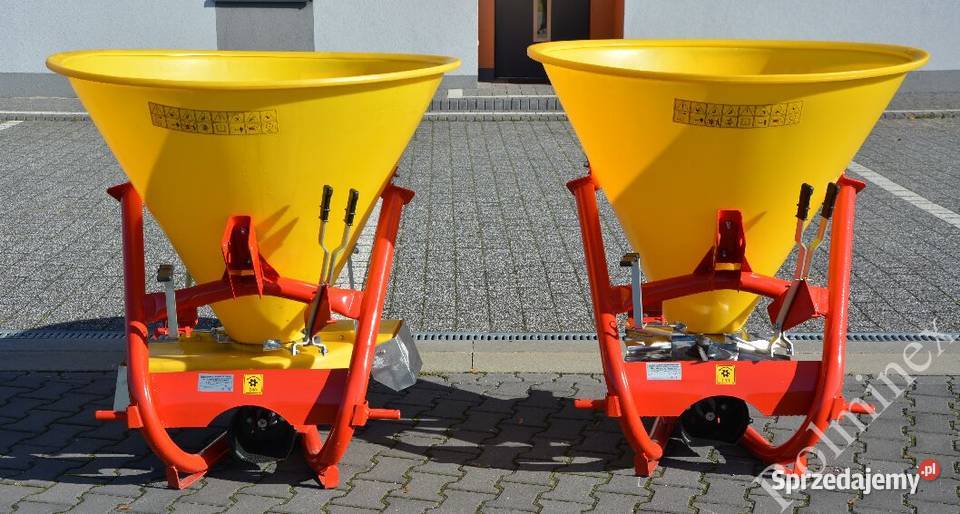 Rozsiewacz nawozów lejek 300 Strumyk wielkopolskie Nowy Tomyśl