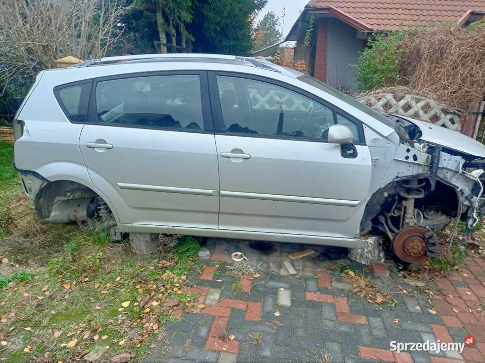 Toyota Corolla Verso 20 D4D na części osobowe