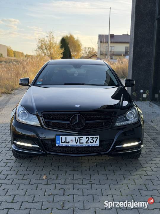 MercedesBenz C180 Coup 2012r polift benzyna łódzkie Łódź