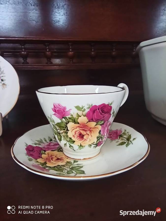 Filiżanka z talerzykiem deserowym
Royal Straut