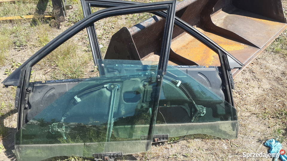 Szyby z mechanizmem opuszczania szyb do Audi 80 Sejny