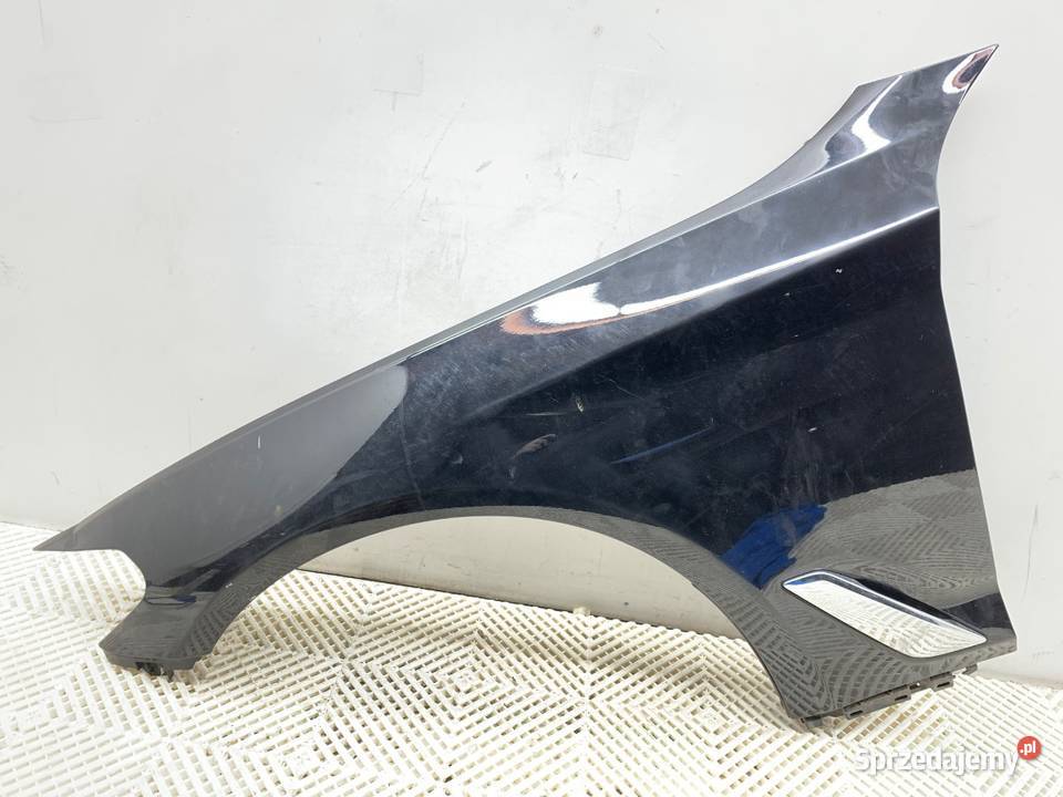 BŁOTNIK LEWY PRZÓD BMW G30 SedanLimuzyna Schwarz